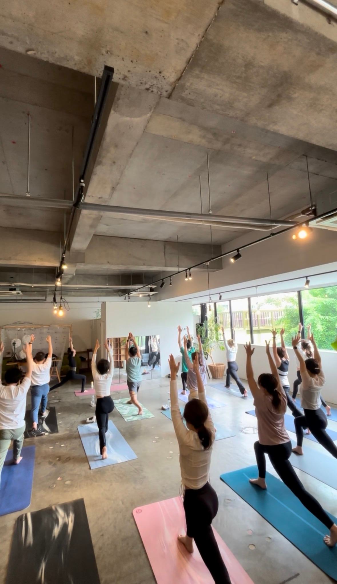 Music Feel Yoga 教室の様子